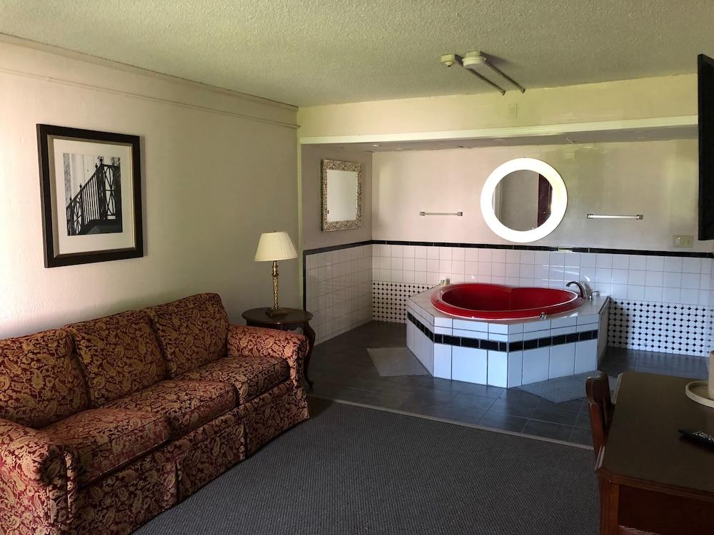 Whalers Inn And Suites New Bedford Esterno foto