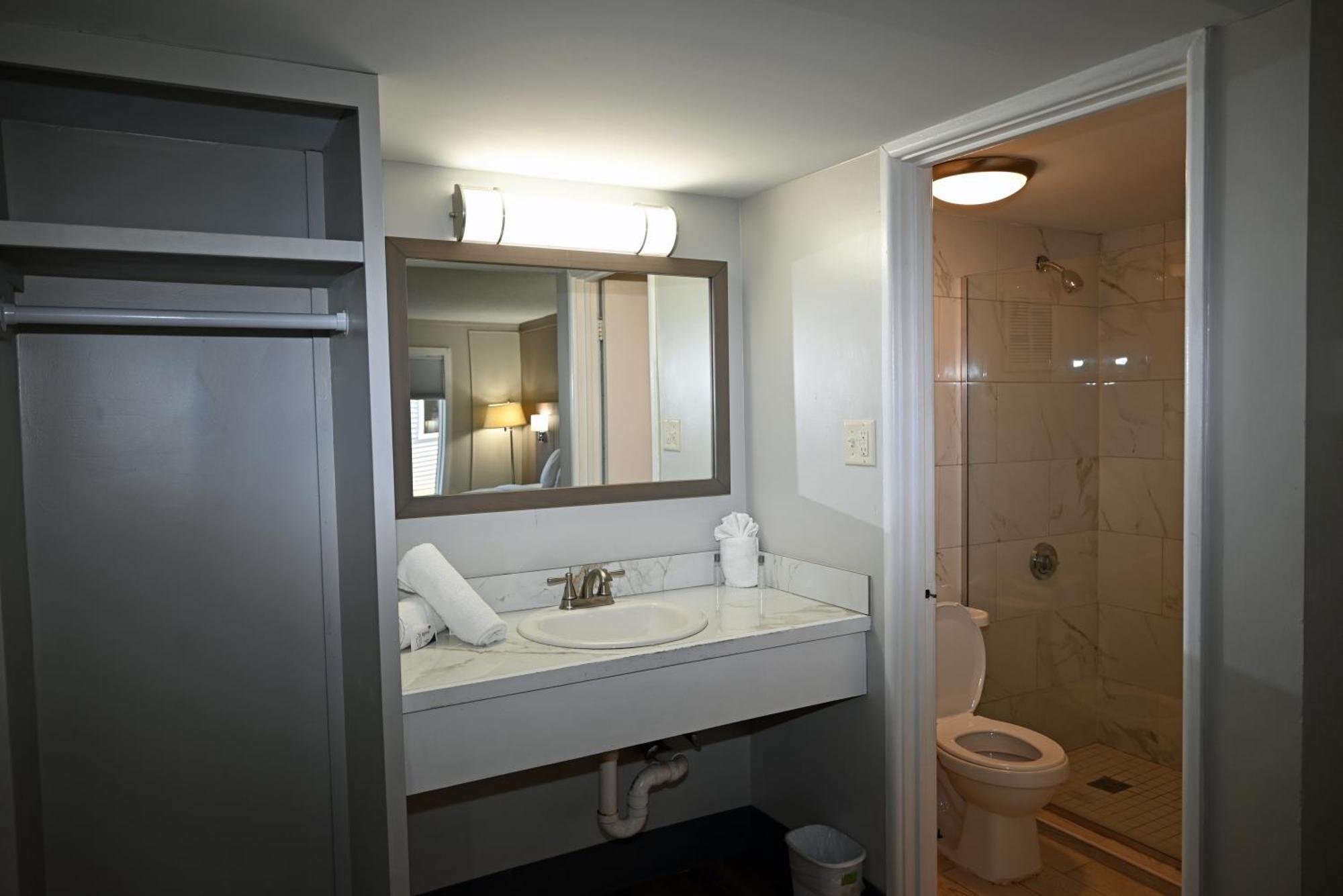 Whalers Inn And Suites New Bedford Esterno foto