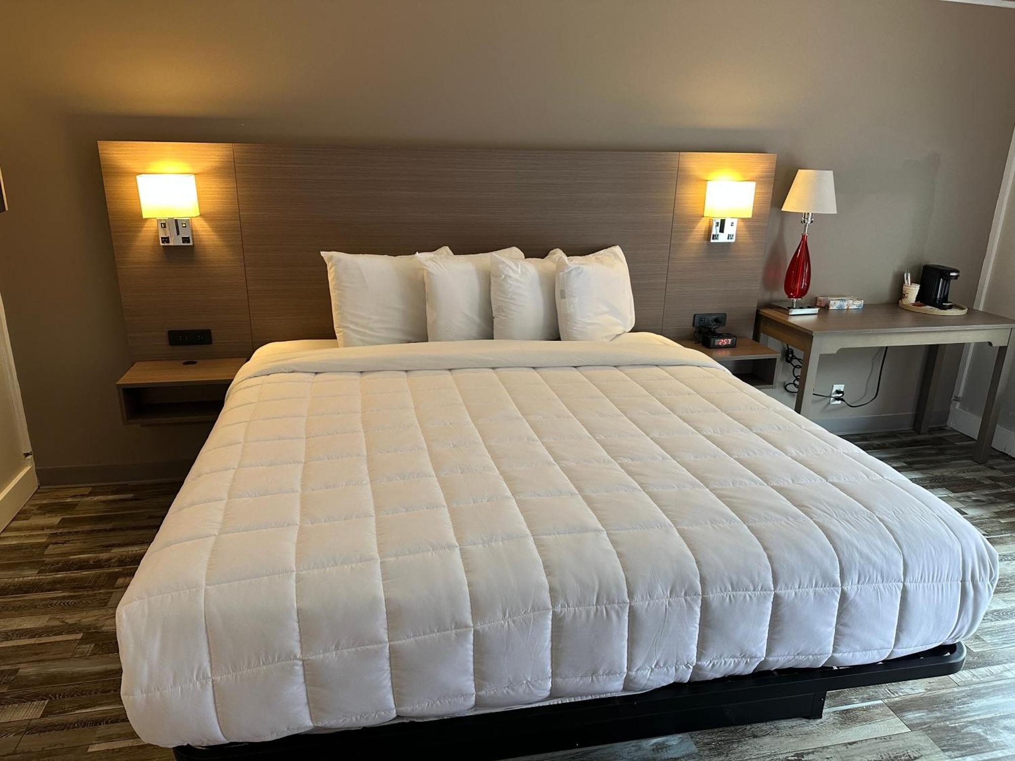 Whalers Inn And Suites New Bedford Esterno foto